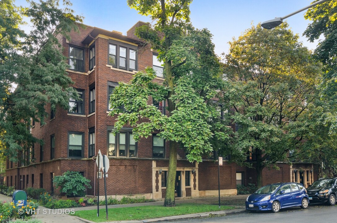 7029 N Greenview Ave-Unit -3N in Chicago, IL - Foto de edificio