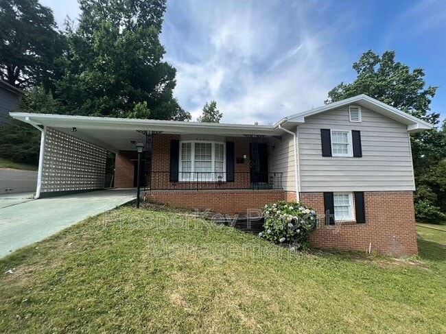 property at 4602 Nickerson Ct