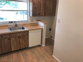 3705 34th Ave Dr W in Bradenton, FL - Building Photo - Building Photo