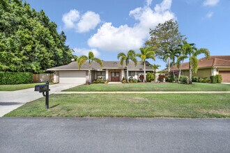 1835 Staimford Cir in Wellington, FL - Building Photo - Building Photo