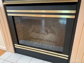 16 Ancient Hwy in Newington, CT - Building Photo - Building Photo