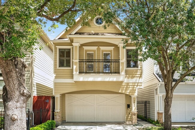 property at 1442 Lawrence St