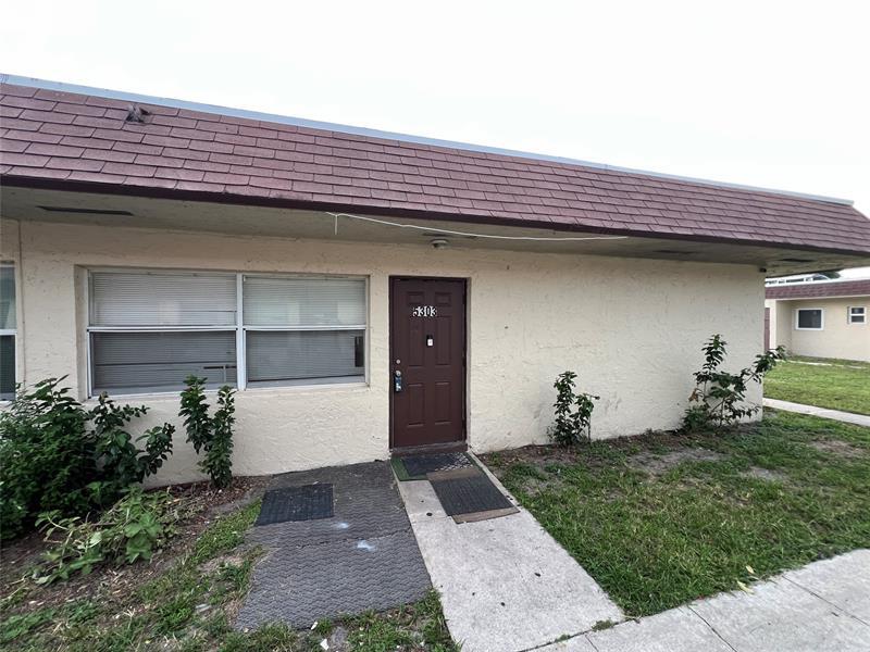 5303 NW 24th Ct in Lauderhill, FL - Building Photo