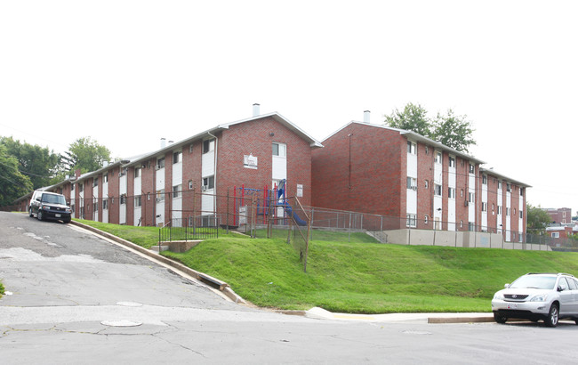 Buena Vista Apartments in Baltimore, MD - Building Photo - Building Photo