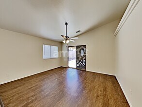 16043 W Vogel Ave in Goodyear, AZ - Building Photo - Building Photo