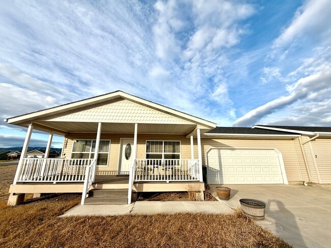 property at 1085 Orion Rd