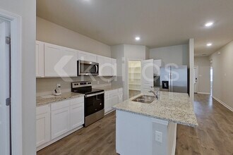 401 Mango Dr in Lafayette, LA - Building Photo - Building Photo