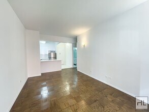 WEST 22 STREET in New York, NY - Foto de edificio - Building Photo