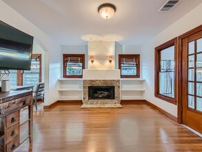 907 Jessie St in Austin, TX - Building Photo - Building Photo