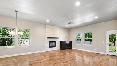 2578 E Granadillo Dr in Meridian, ID - Building Photo - Building Photo