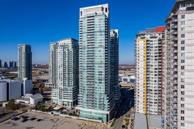Encore in Toronto, ON - Building Photo - Building Photo