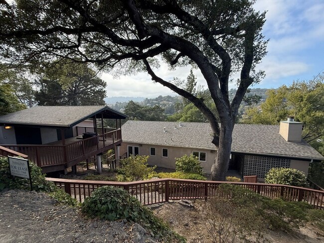 property at 70 Shelley Dr