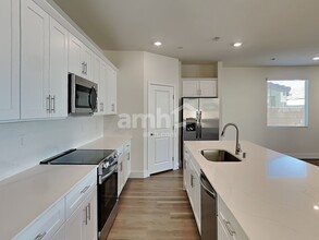 262 Dahlia Rachel Pl in Henderson, NV - Building Photo - Building Photo
