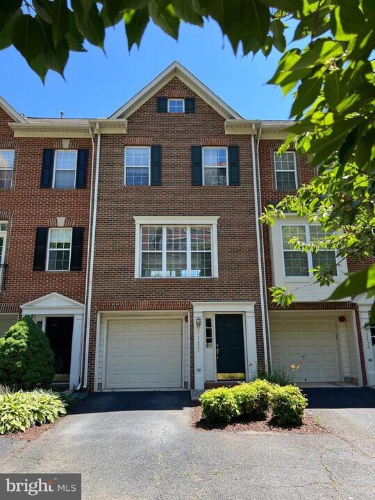 1439 N Scott St in Arlington, VA - Building Photo