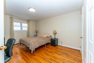4304 Meadowview Ave in North Bergen, NJ - Foto de edificio - Building Photo
