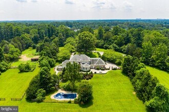 779 Ad Hoc Rd in Great Falls, VA - Building Photo - Building Photo