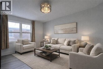 168 Fifth Ave in Kitchener, ON - Building Photo - Building Photo