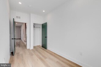 1221 W Lehigh Ave in Philadelphia, PA - Building Photo - Building Photo