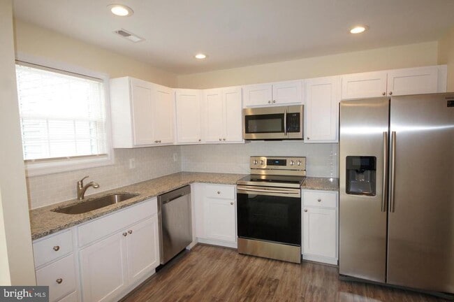 1656 Woodtree Ct E in Annapolis, MD - Building Photo - Building Photo