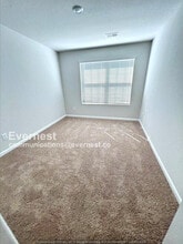 2106 Willow Gln Dr in Graham, NC - Building Photo - Building Photo