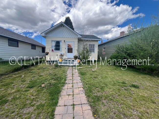 property at 2221 Princeton St