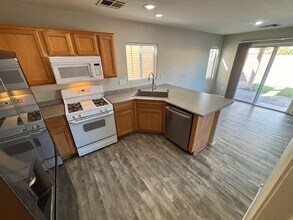 9474 Fermata Ct in Las Vegas, NV - Building Photo - Building Photo