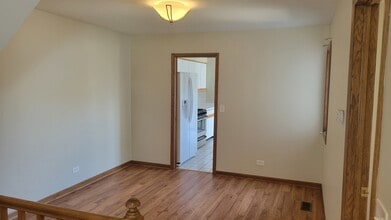 104 Quail Dr in Countryside, IL - Building Photo - Building Photo