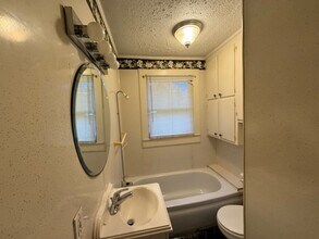1529 Beckham St in West Columbia, SC - Building Photo - Building Photo