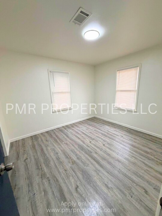 2505 SW H Ave in Lawton, OK - Building Photo