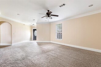 108 Harbour Town Cir in Montgomery, TX - Building Photo - Building Photo