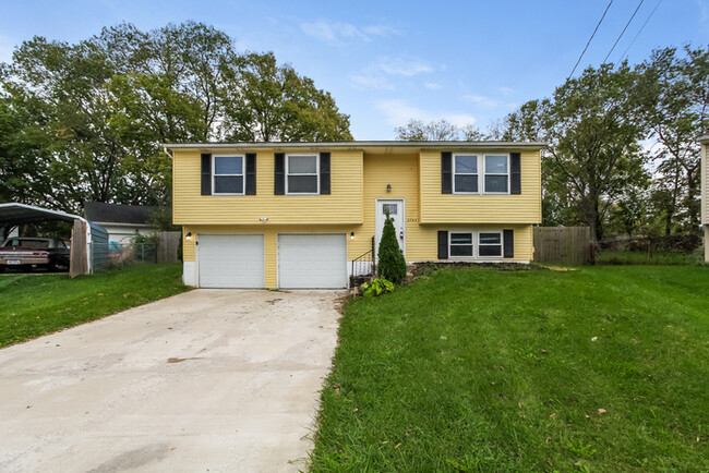 property at 2764 Quaker Ct