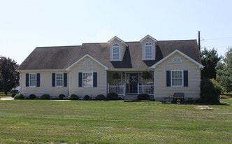 1622 Forrest Ave in Dover, DE - Building Photo