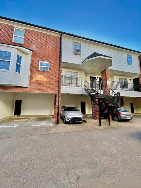 property at 600 Bagby Ave