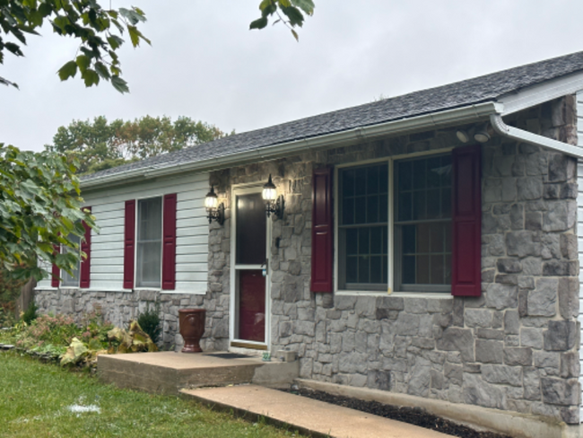property at 10 Amber Dr
