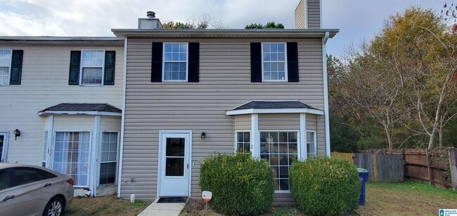 1617 King James Dr