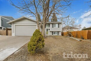 617 19th St SW in Loveland, CO - Building Photo