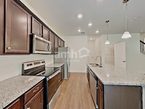 8638 Highfield Ave in Jacksonville, FL - Building Photo - Building Photo