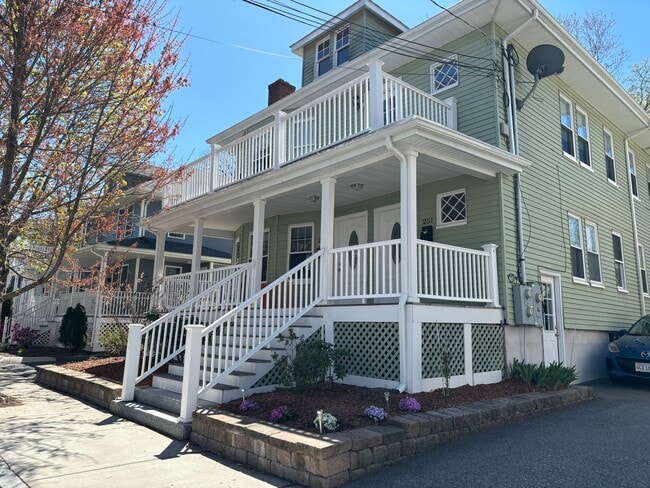 253 Brown St, Unit 253 Brown Street