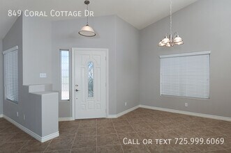 849 Coral Cottage Dr in Henderson, NV - Building Photo - Building Photo