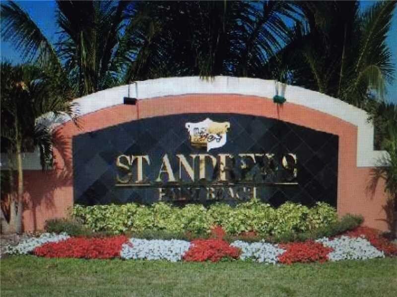 1068 Benoist Farms Rd-Unit -207 in West Palm Beach, FL - Foto de edificio