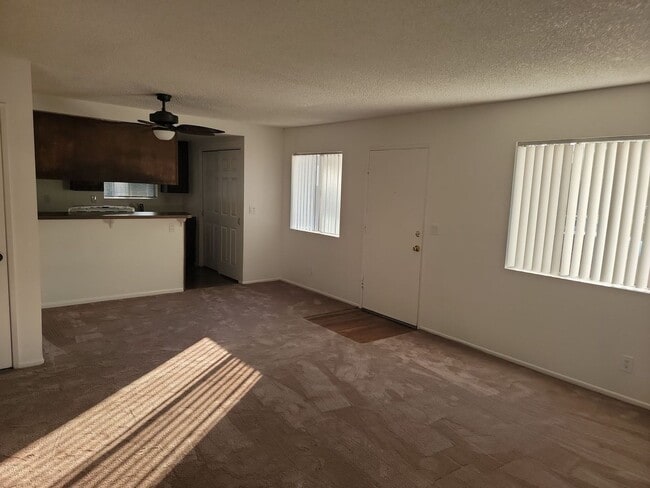 2552 Sextant Ave in Port Hueneme, CA - Building Photo - Building Photo