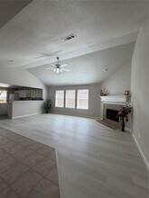 54 E Misty Dawn Dr in Conroe, TX - Building Photo - Building Photo