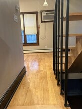 2432 Stevens Ave, Unit 3 in Minneapolis, MN - Building Photo - Building Photo