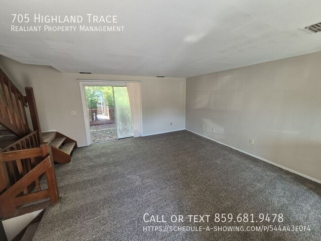 705 Highland Trce in Highland Heights, KY - Building Photo - Building Photo