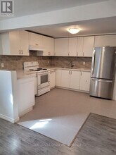 197 Hanmer St E in Barrie, ON - Building Photo - Building Photo