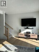 13 Rivergreen Cres in Cambridge, ON - Building Photo - Building Photo