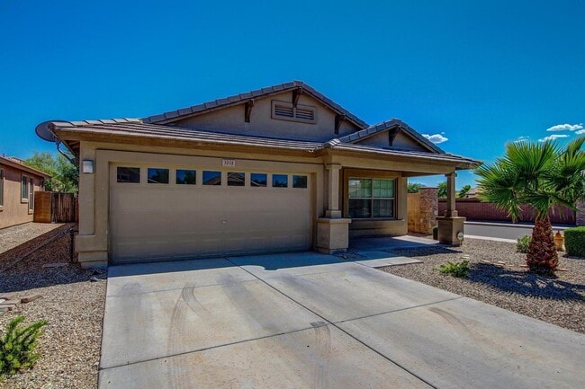 property at 3221 W Alta Vista Rd