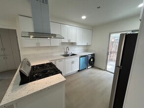 524 Williamson Ave in Fullerton, CA - Building Photo - Building Photo