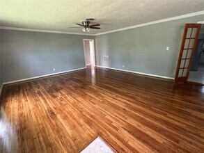 5223 Sanford Rd in Houston, TX - Building Photo - Building Photo