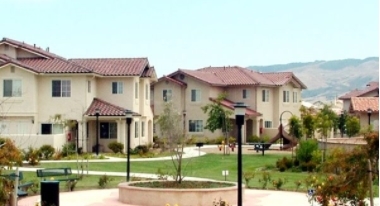 River View Townhomes in Guadalupe, CA - Building Photo